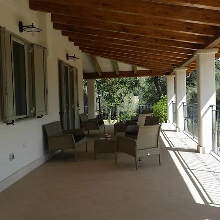 Ξενοδοχείο Casale Degli Ulivi 3*