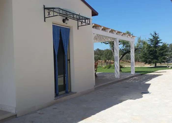 Casale Degli Ulivi 3* Санта-Мария-ла-Пальма
